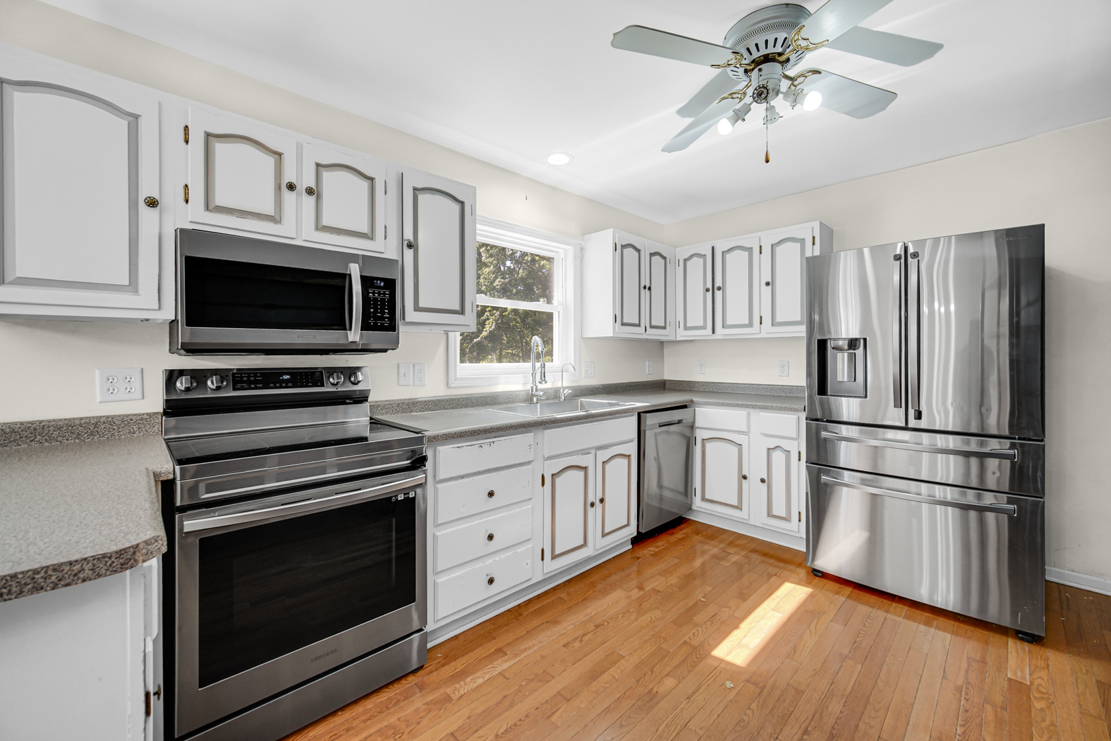 104 Poplar Road Yorkville, IL 60560 - Photo 9 of 29