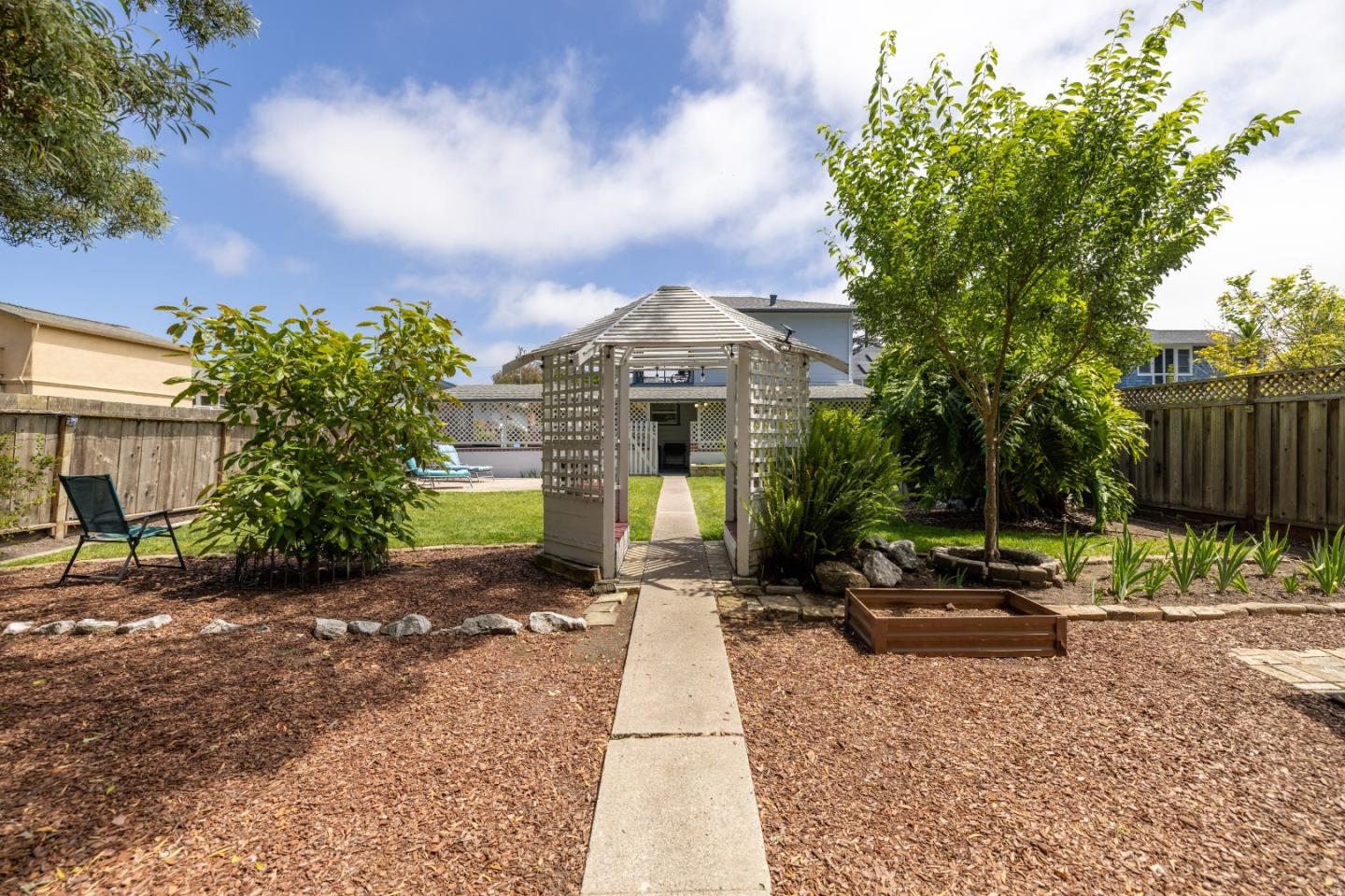 223 Rigg Street Santa Cruz, CA 95060 - Photo 37 of 43