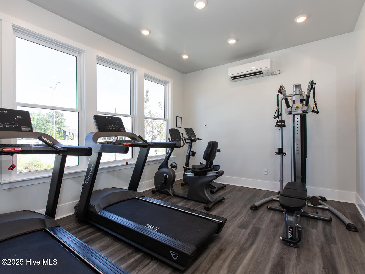 136 North Grassland Road, Unit 7 Surf City, NC 28445 - Photo 34 of 50 Waterside fitness52023L33A4626-021-023-1