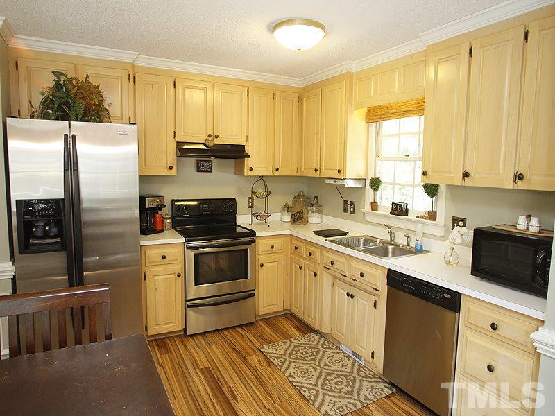 609 Chapwith Road Garner, NC 27529 - Photo 4 of 13 Gallery Image 4