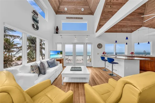 $4,200,000 | 3007 Avenue F, Unit 1 3 4, Holmes Beach, FL 34217