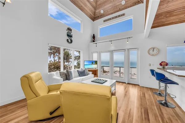 $4,200,000 | 3007 Avenue F, Unit 1 3 4, Holmes Beach, FL 34217