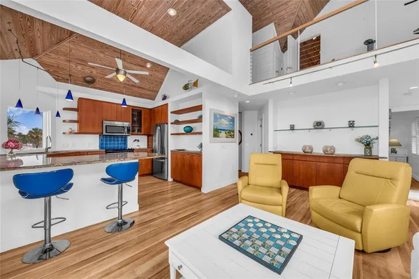 $4,200,000 | 3007 Avenue F, Unit 1 3 4, Holmes Beach, FL 34217