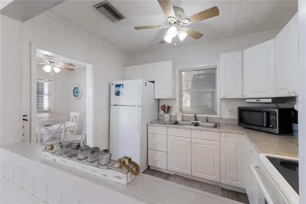 $4,200,000 | 3007 Avenue F, Unit 1 3 4, Holmes Beach, FL 34217