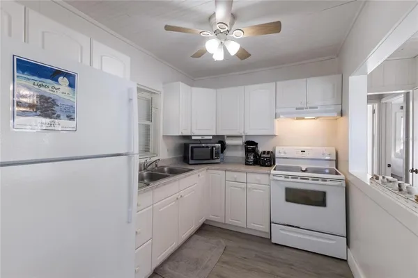 $4,200,000 | 3007 Avenue F, Unit 1 3 4, Holmes Beach, FL 34217