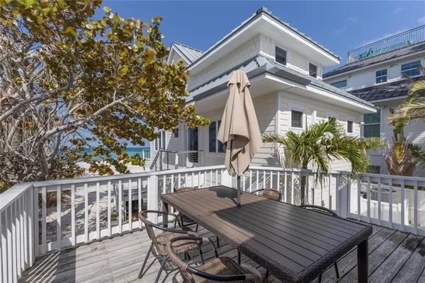 $4,200,000 | 3007 Avenue F, Unit 1 3 4, Holmes Beach, FL 34217