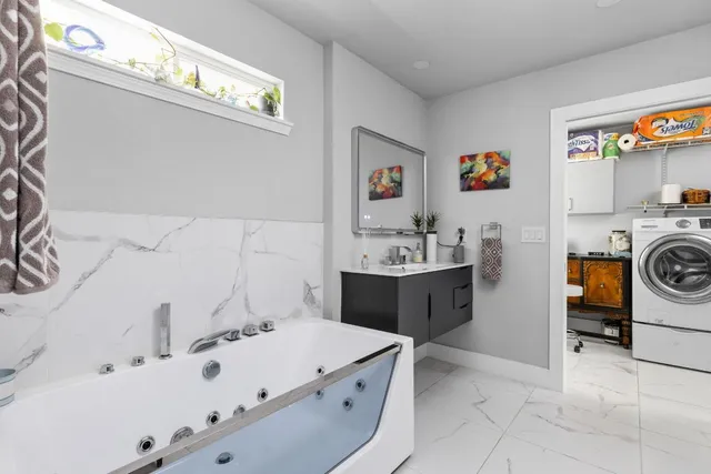 $735,000 | 3308 Bengston Street, Austin, TX 78702