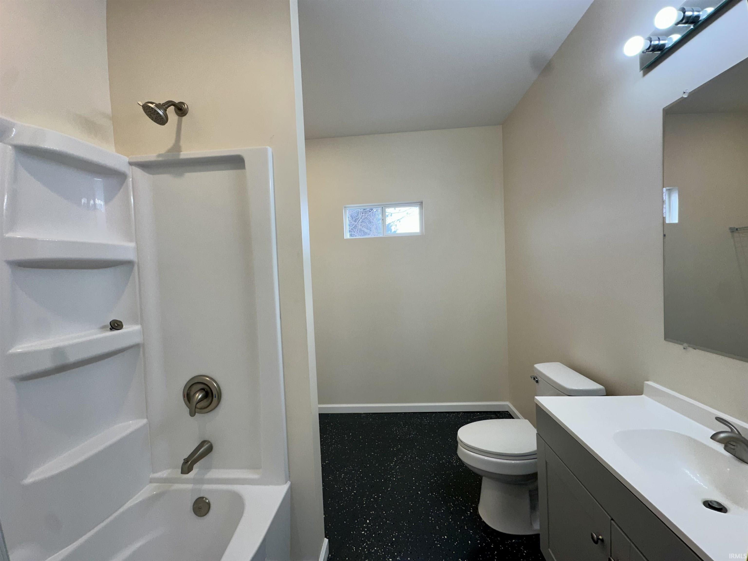 506 18th Street Bedford, IN 47421 - Photo 6 of 9