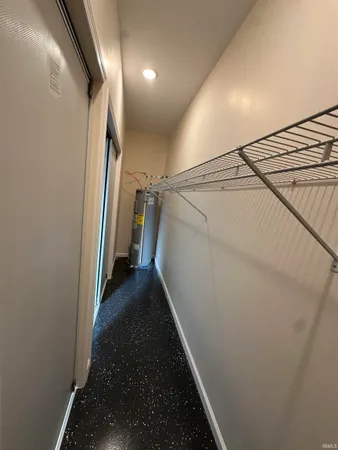 $1,056 | 506 18th Street, Bedford, IN 47421