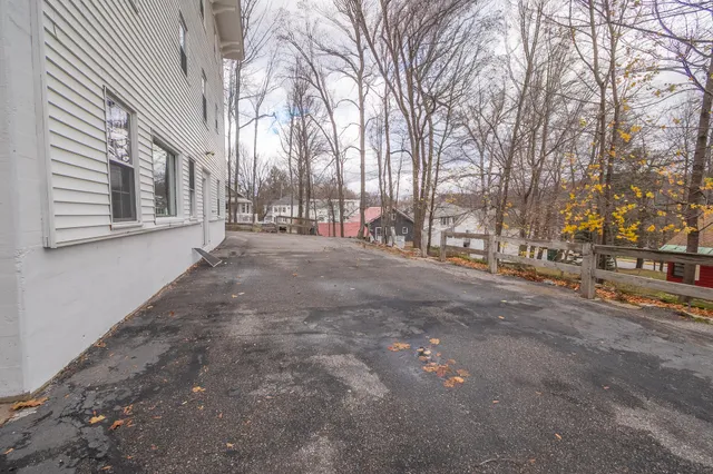 $359,900 | 424 Penobscot Street, Rumford, ME 04276