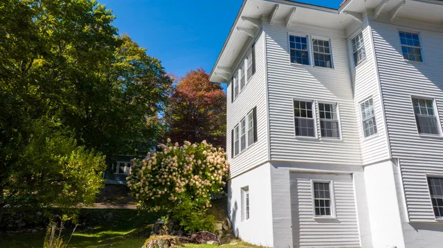 $359,900 | 424 Penobscot Street, Rumford, ME 04276