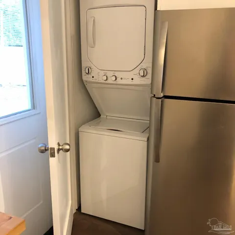 a close up of a washer and dryer