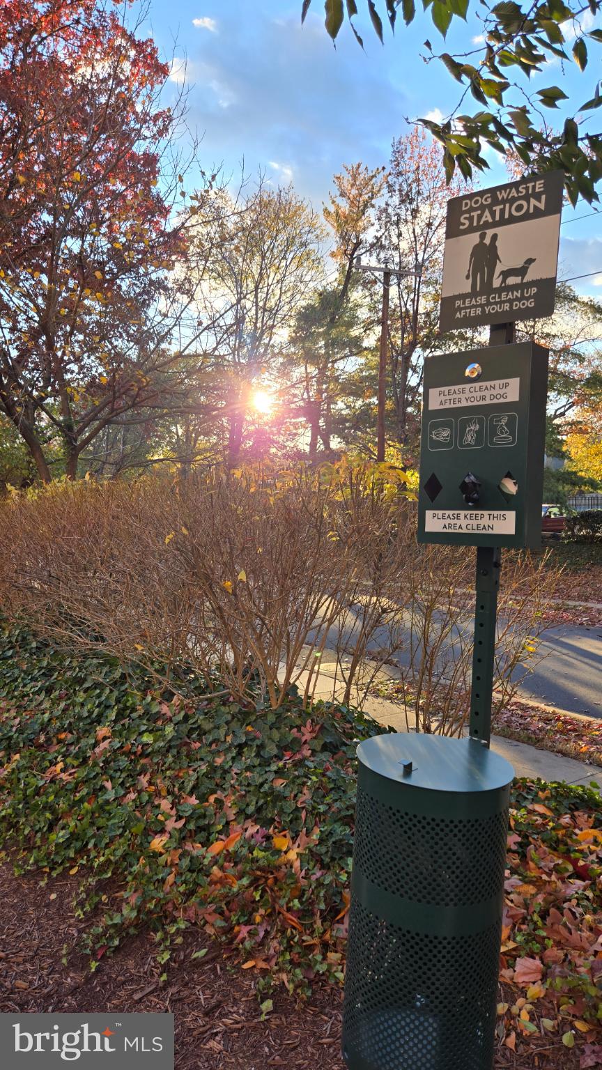 1200 South Arlington Ridge Road, Unit 403 Arlington, VA 22202 - Photo 18 of 19 Pets are welcome with care. See restrictions.