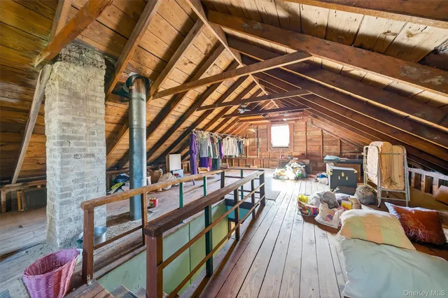 $229,900 | 18 Seybolt Avenue, Otisville, NY 10963