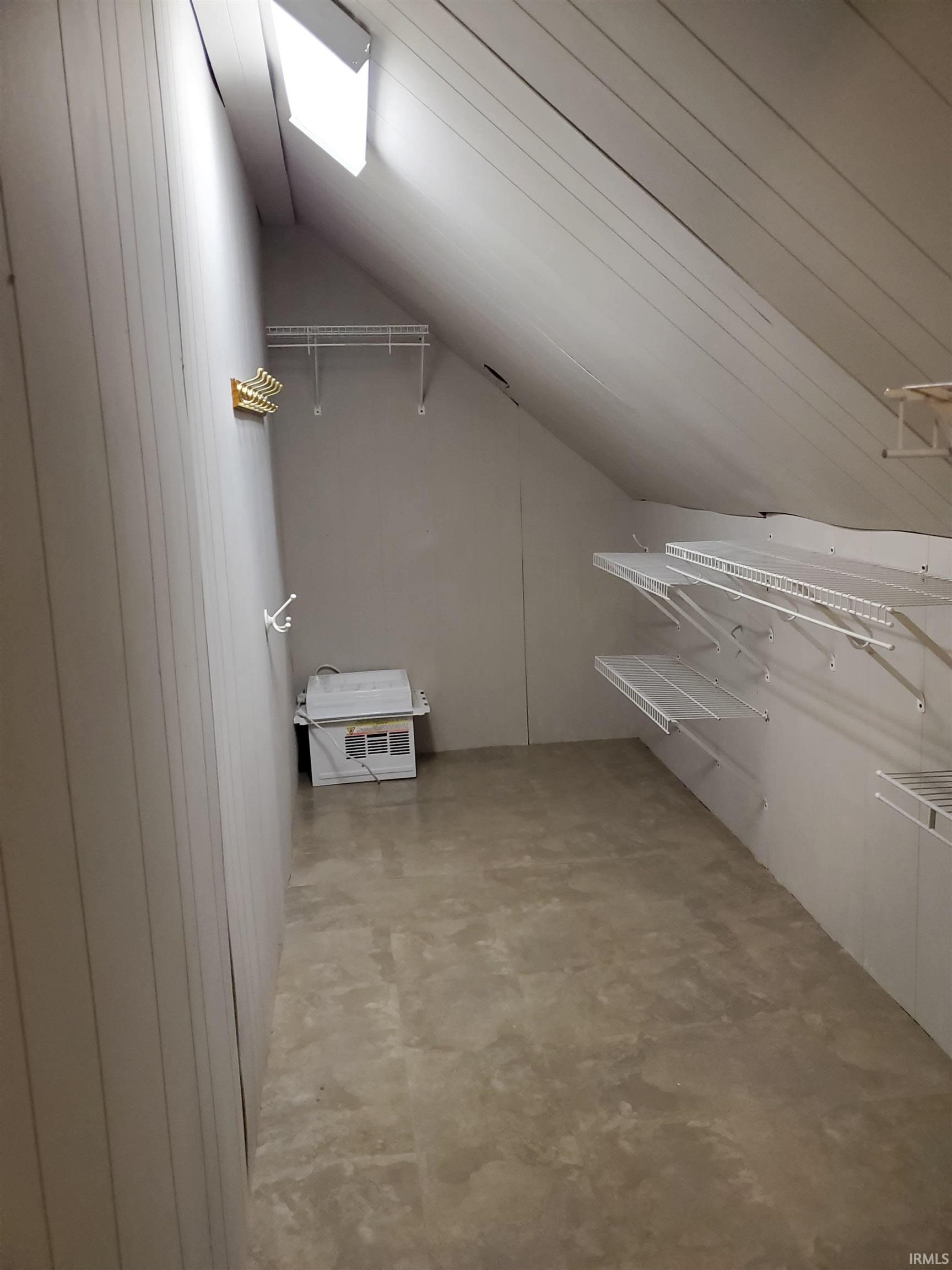 1310 Mix Avenue Decatur, IN 46733 - Photo 13 of 17