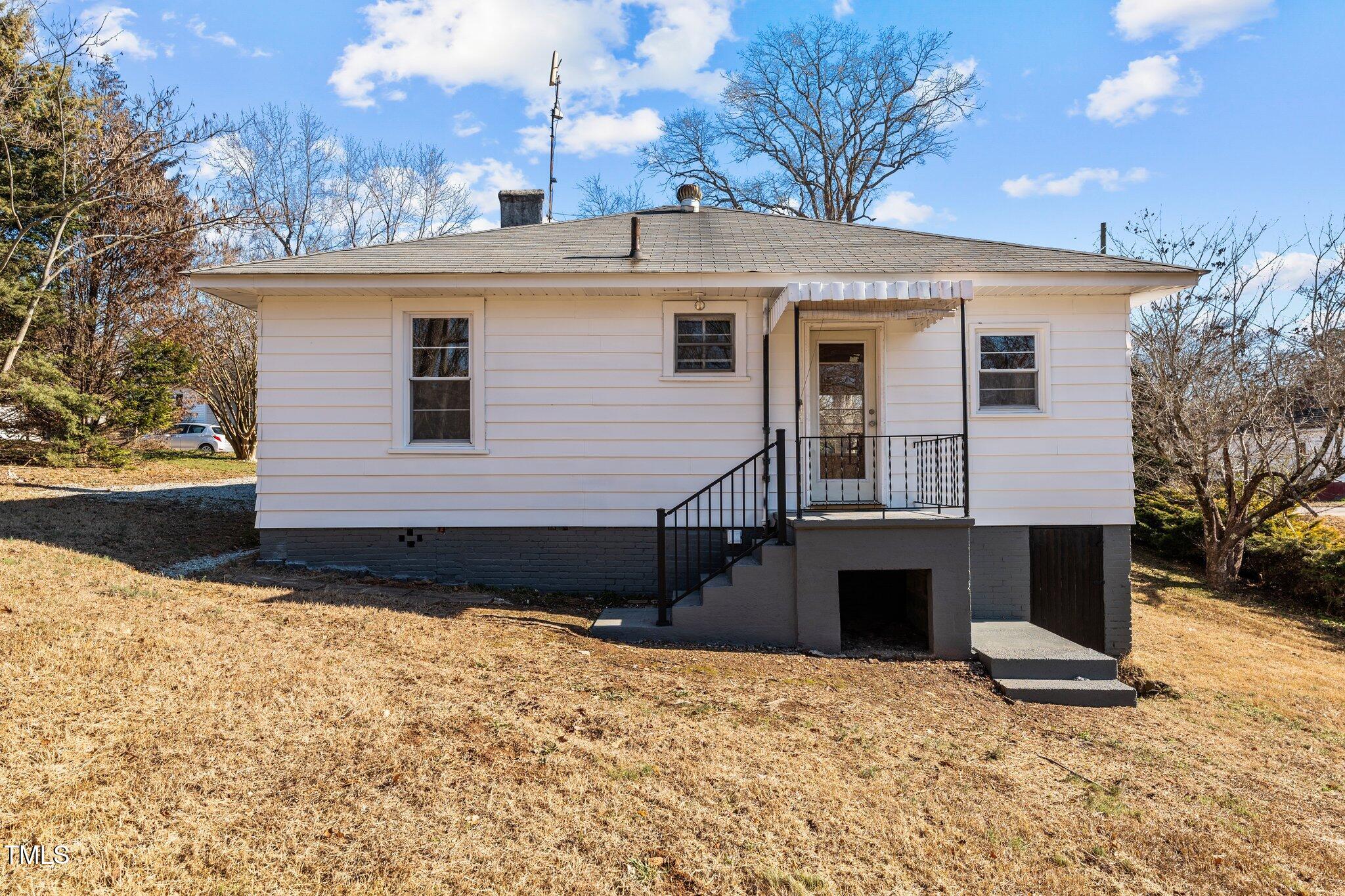 1413 Longhurst Street Roxboro, NC 27573 - Photo 7 of 47 7-web-or-mls-_1094879