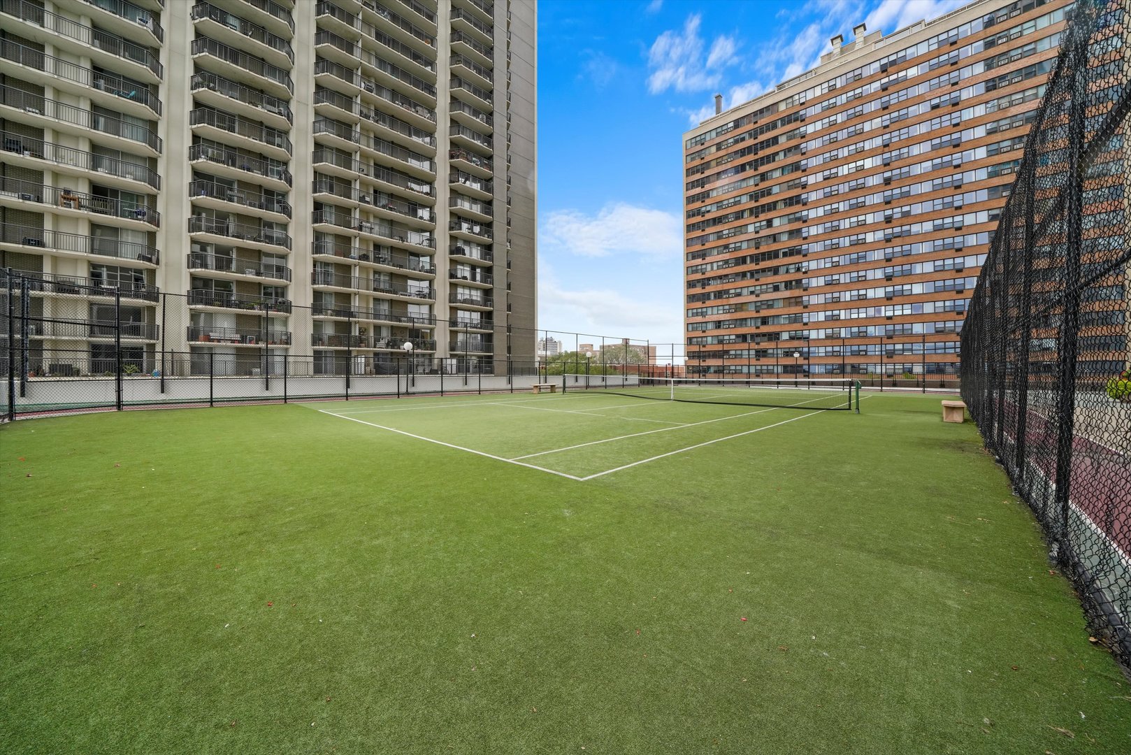 6033 North Sheridan Road, Unit 20G Chicago, IL 60660 - Photo 49 of 52 Gallery Image 49