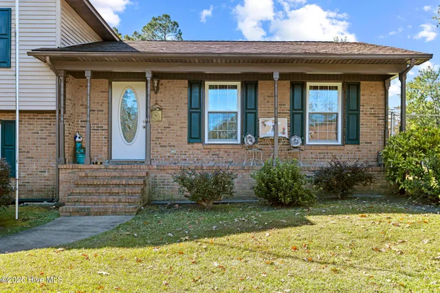 $350,000 | 508 University Drive, Jacksonville, NC 28546