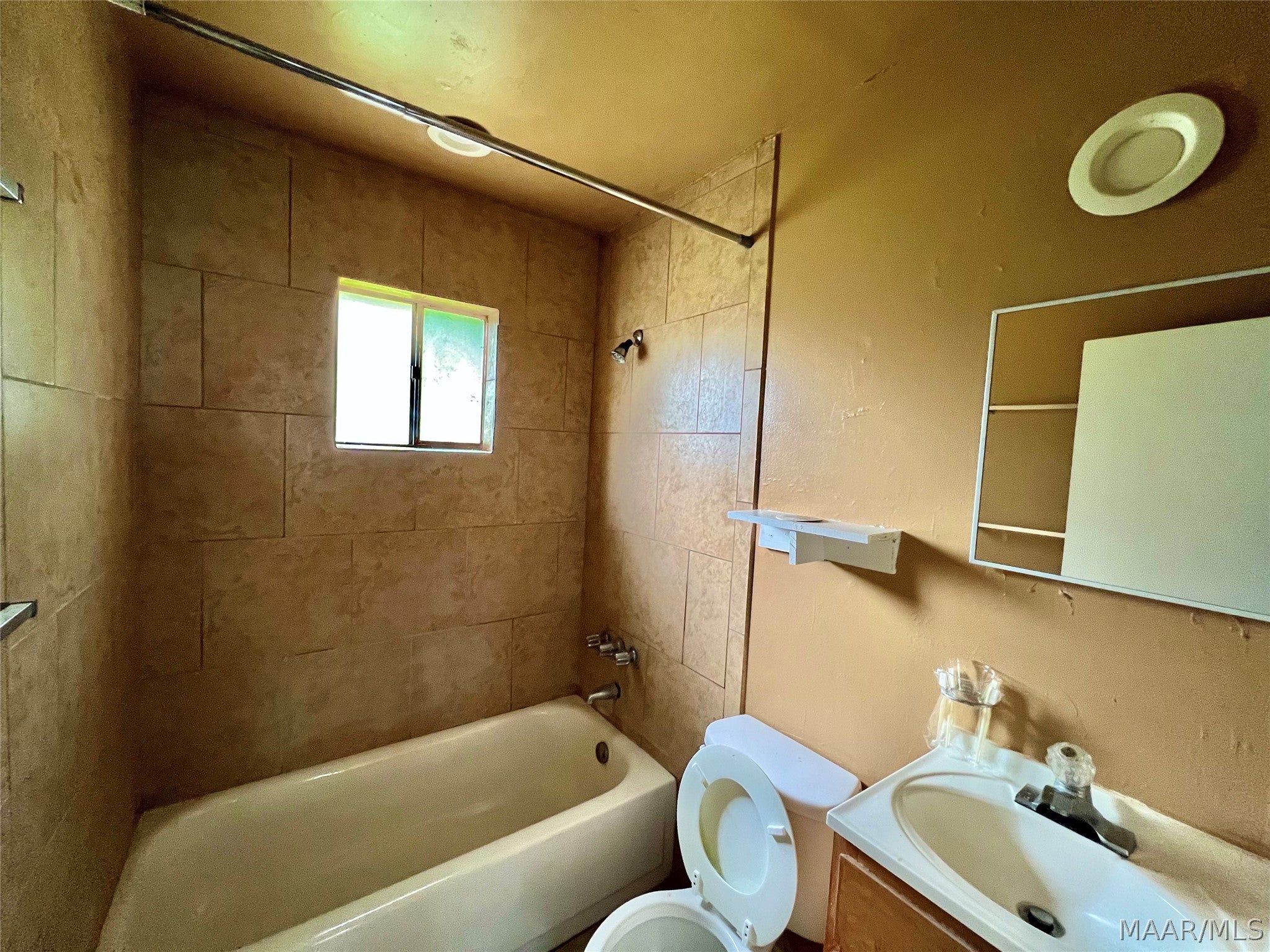 3808 Dilworth Road Montgomery, AL 36108 - Photo 10 of 15 Gallery Image 10
