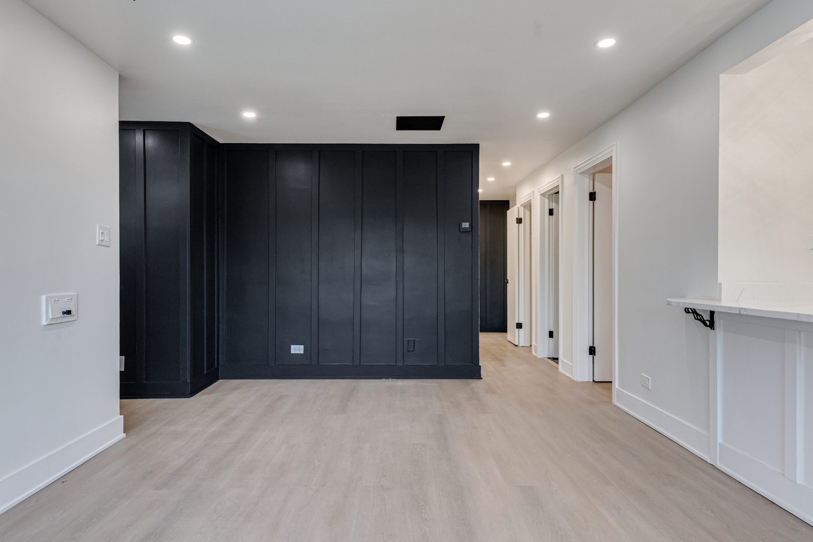 7715 South Kilpatrick Avenue Chicago, IL 60652 - Photo 3 of 24 Gallery Image 3