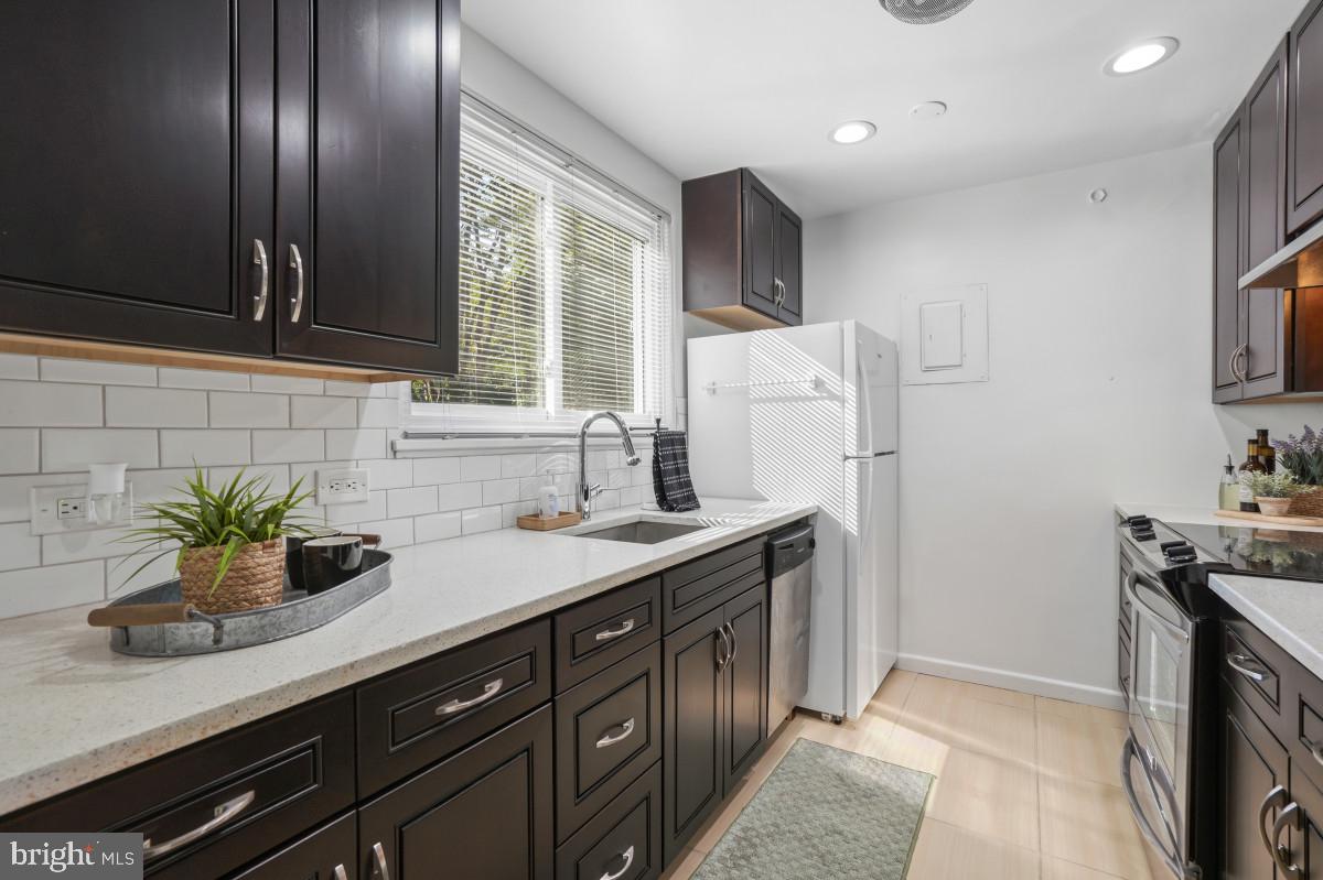 6 A Ridge Road Greenbelt, MD 20770 - Photo 12 of 32