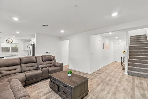 $545,000 | 6421 Maple Leaf Lane, Riverbank, CA 95367