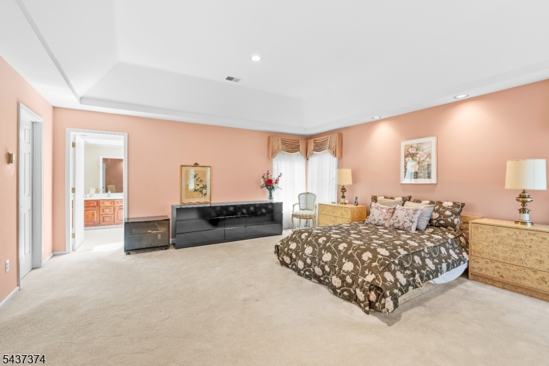 38 Canterbury Road Denville, NJ 07834 - Photo 22 of 36