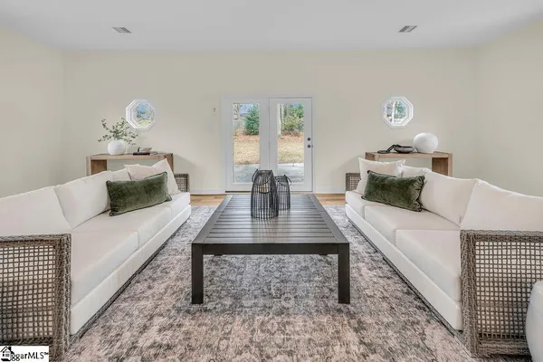 $574,000 | 311 Dunbarton Court, Spartanburg, SC 29307