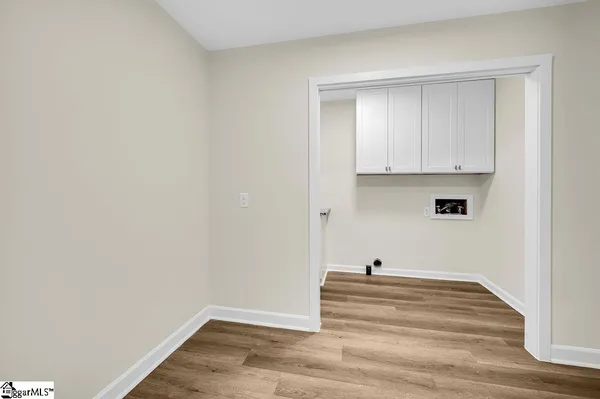 $574,000 | 311 Dunbarton Court, Spartanburg, SC 29307