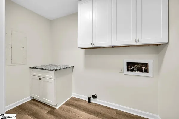 $574,000 | 311 Dunbarton Court, Spartanburg, SC 29307