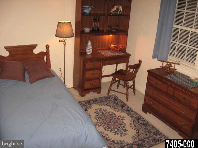3053 Dundee Road York, PA 17406 - Photo 17 of 25 Gallery Image 17