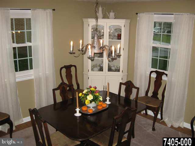 3053 Dundee Road York, PA 17406 - Photo 6 of 25 Gallery Image 6