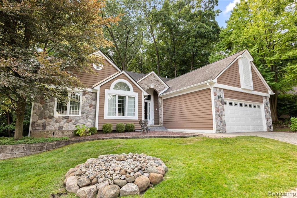 3411 Fairgrove Terrace Rochester Hills, MI 48309 - Photo 4 of 42