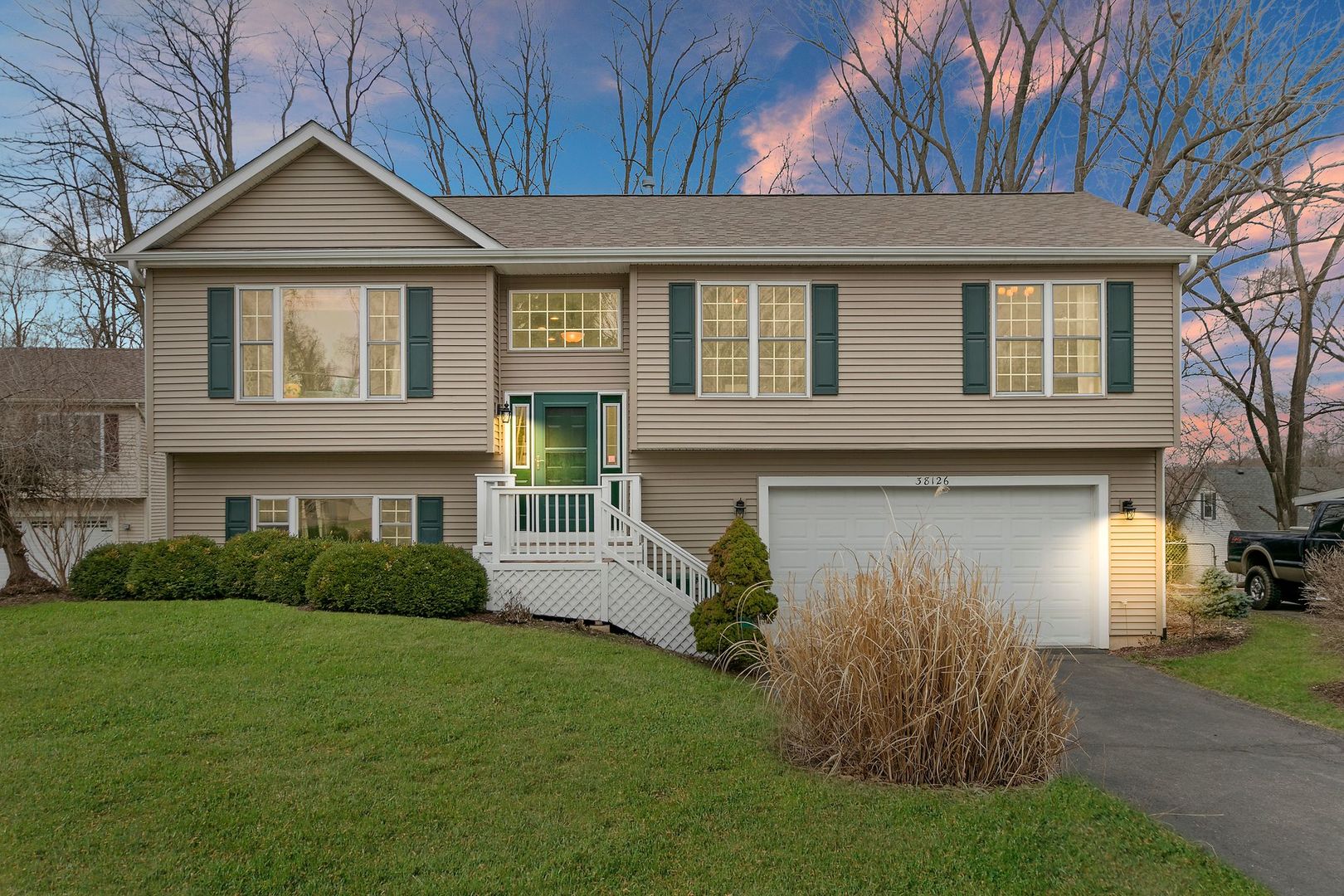 38126 North Dewey Street Spring Grove, IL 60081 - Photo 21 of 21 Gallery Image 21