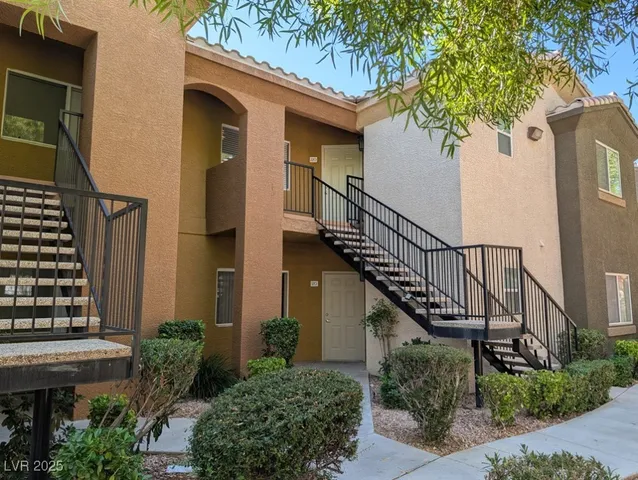 $1,395 | 8400 West Charleston Boulevard, Unit 220, Las Vegas, NV 89117