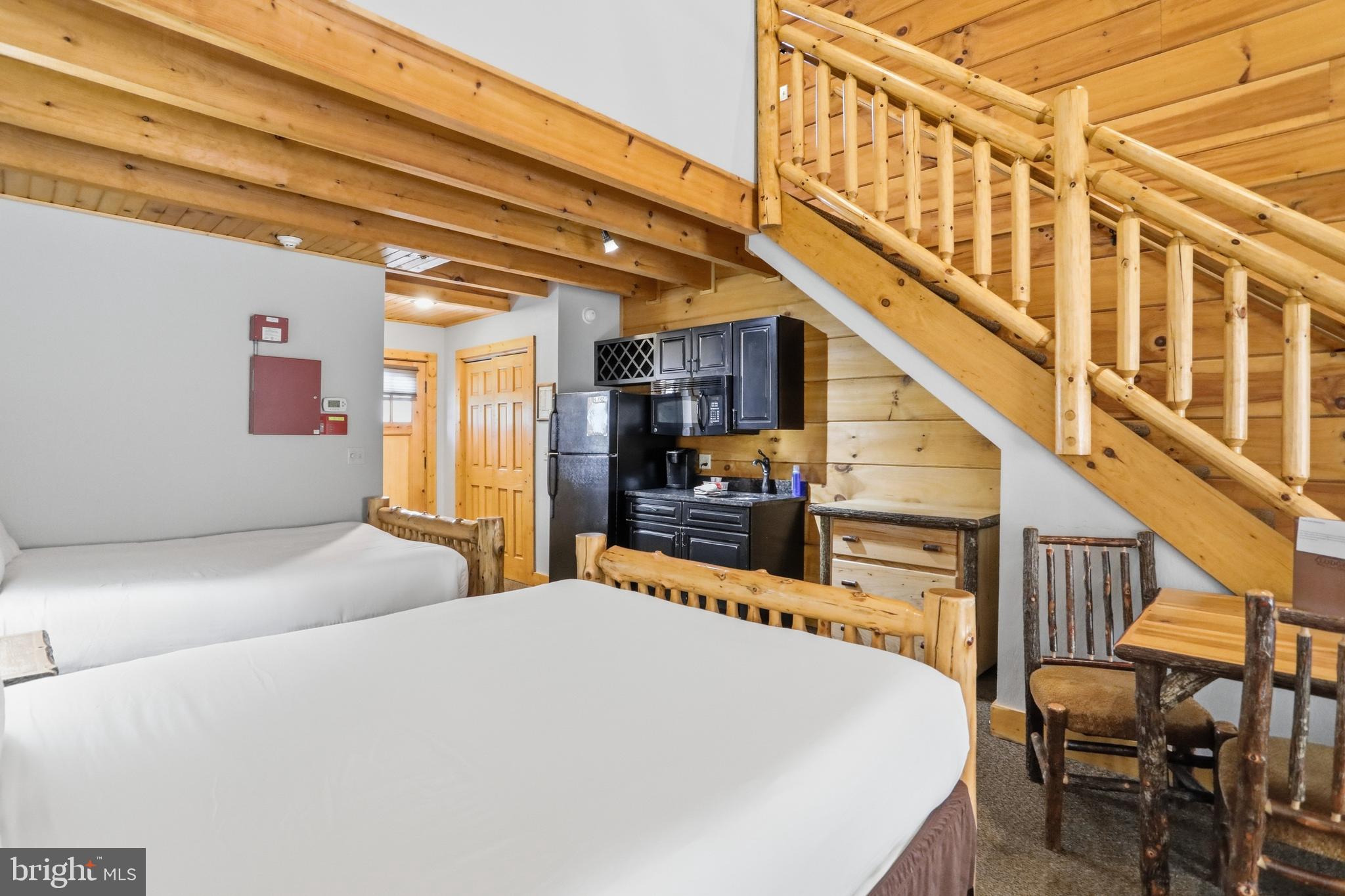 267 Cabin Lodge Road McHenry, MD 21541 - Photo 14 of 29
