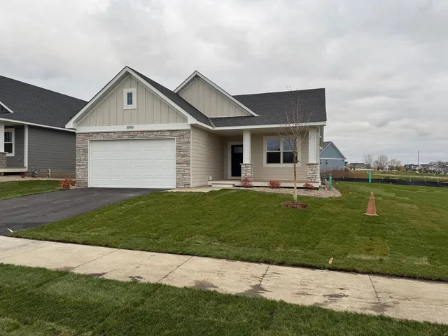 $632,900 | 20110 Globe Drive, Lakeville, MN 55044