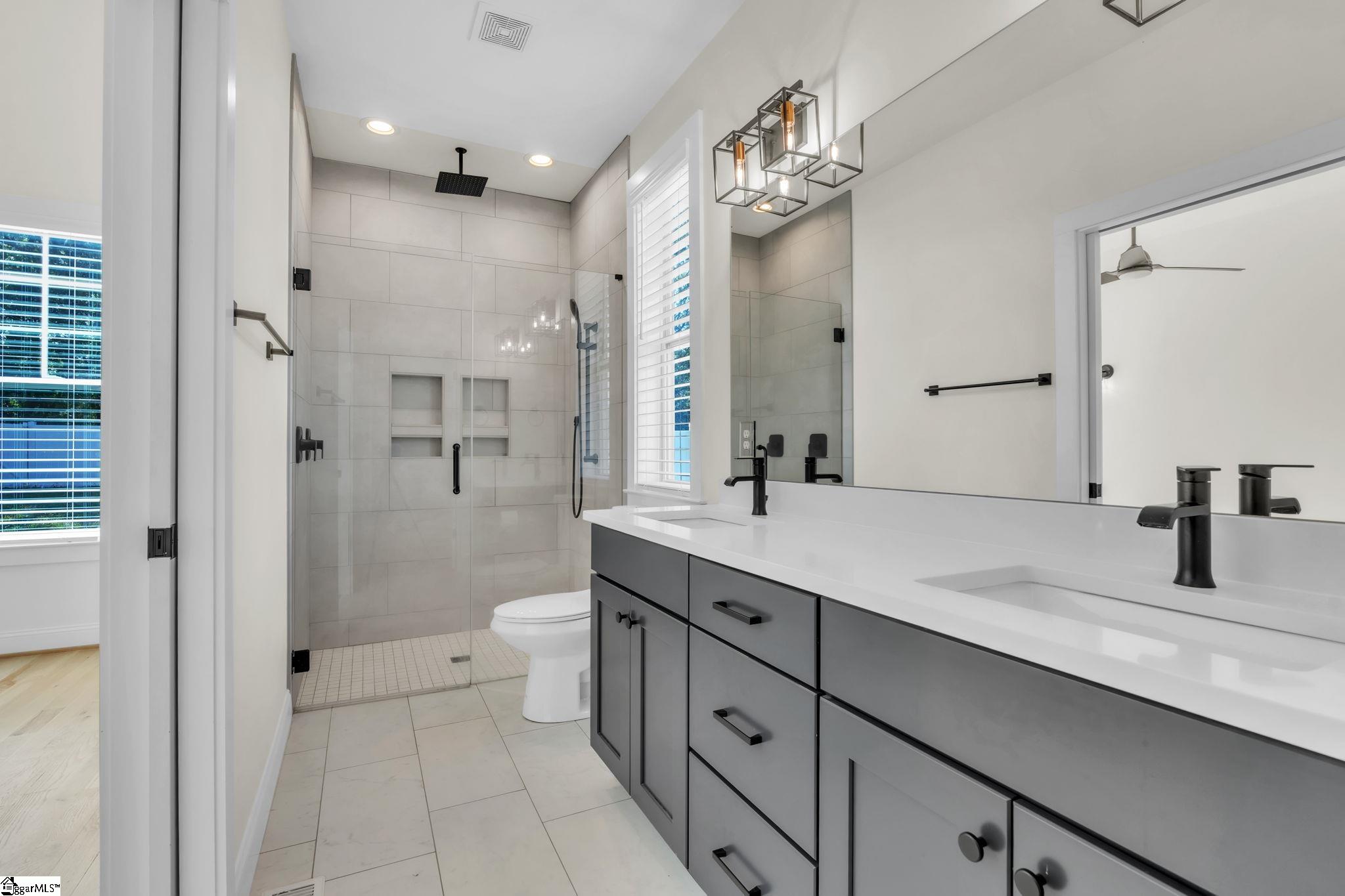 208 Orie Court Simpsonville, SC 29680 - Photo 17 of 32