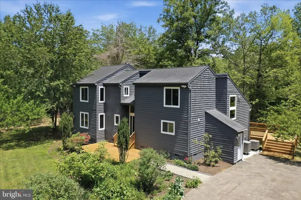 $649,900 | 2391 Holly Springs Road, Amissville, VA 20106