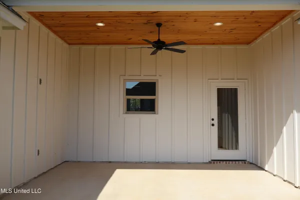 $2,800 | 113 Southern Oak Way, Canton, MS 39046