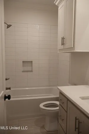 $2,800 | 113 Southern Oak Way, Canton, MS 39046