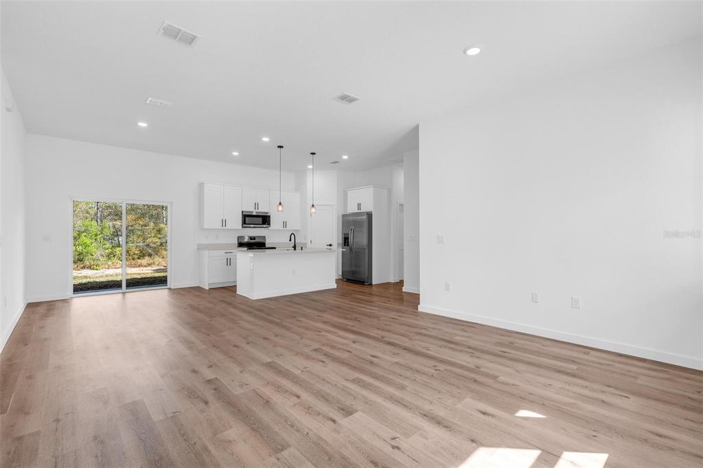 6991 Southwest 151 Loop Ocala, FL 34473 - Photo 11 of 38 Gallery Image 11