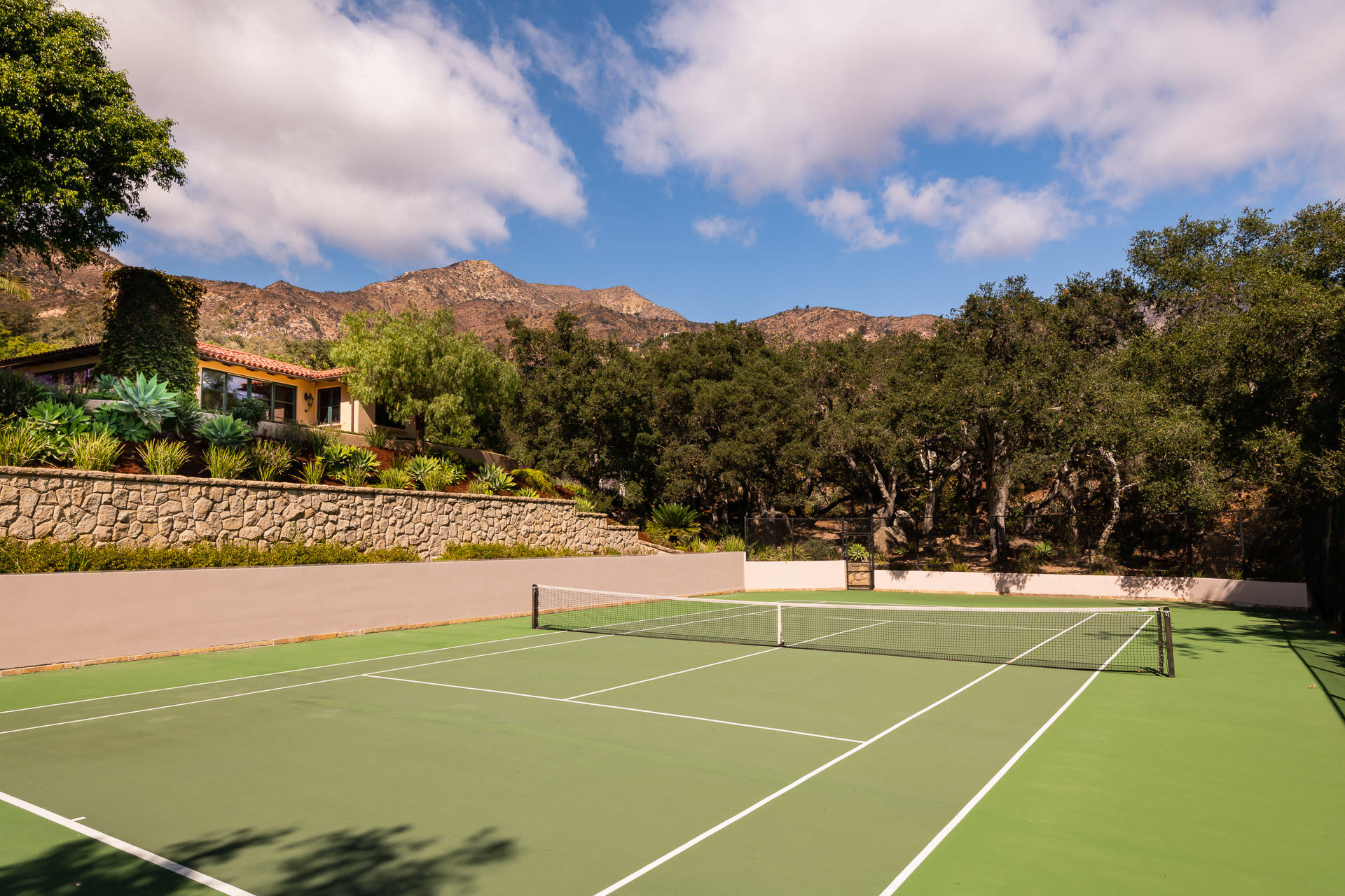 925 Lilac Drive Montecito, CA 93108 - Photo 13 of 17 Tennis Court