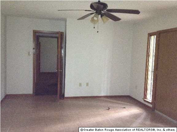5532 Laredo Avenue Baton Rouge, LA 70811 - Photo 2 of 8 Gallery Image 2