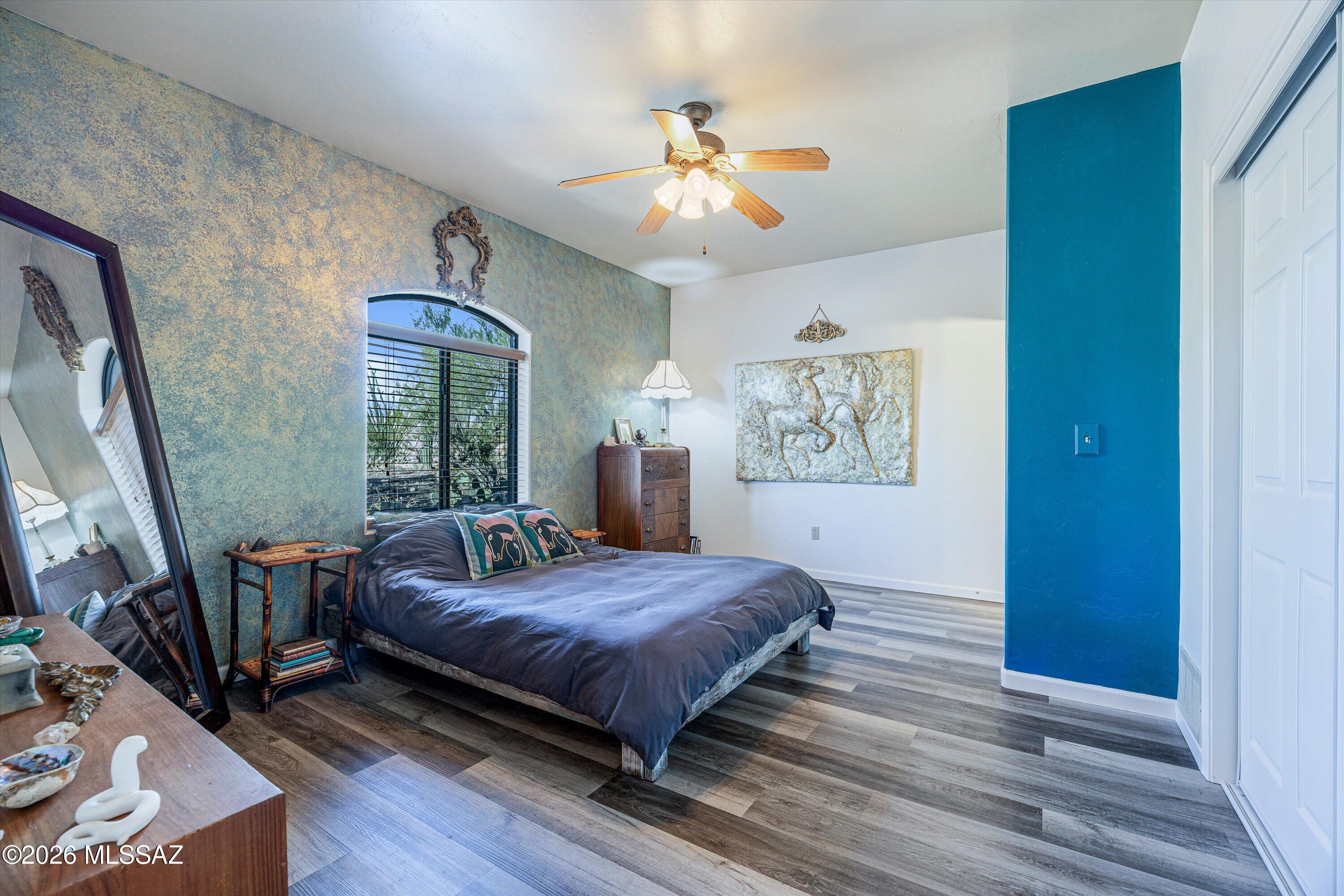 4155 West Coyote Ridge Trail Tucson, AZ 85746 - Photo 18 of 38 Primary Bedroom