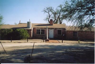 3171 North Lodge Road Tucson, AZ 85750 - Photo 3 of 8