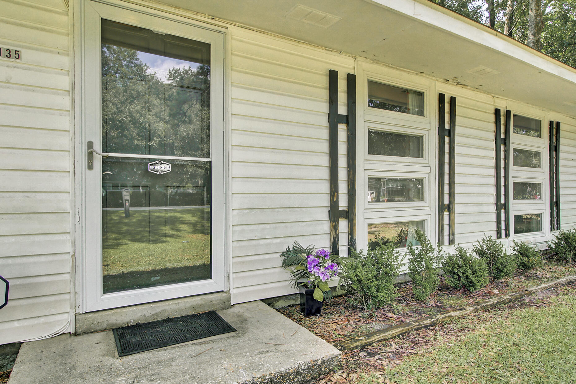 1135 Yeamans Hall Road Hanahan, SC 29410 - Photo 4 of 33 3