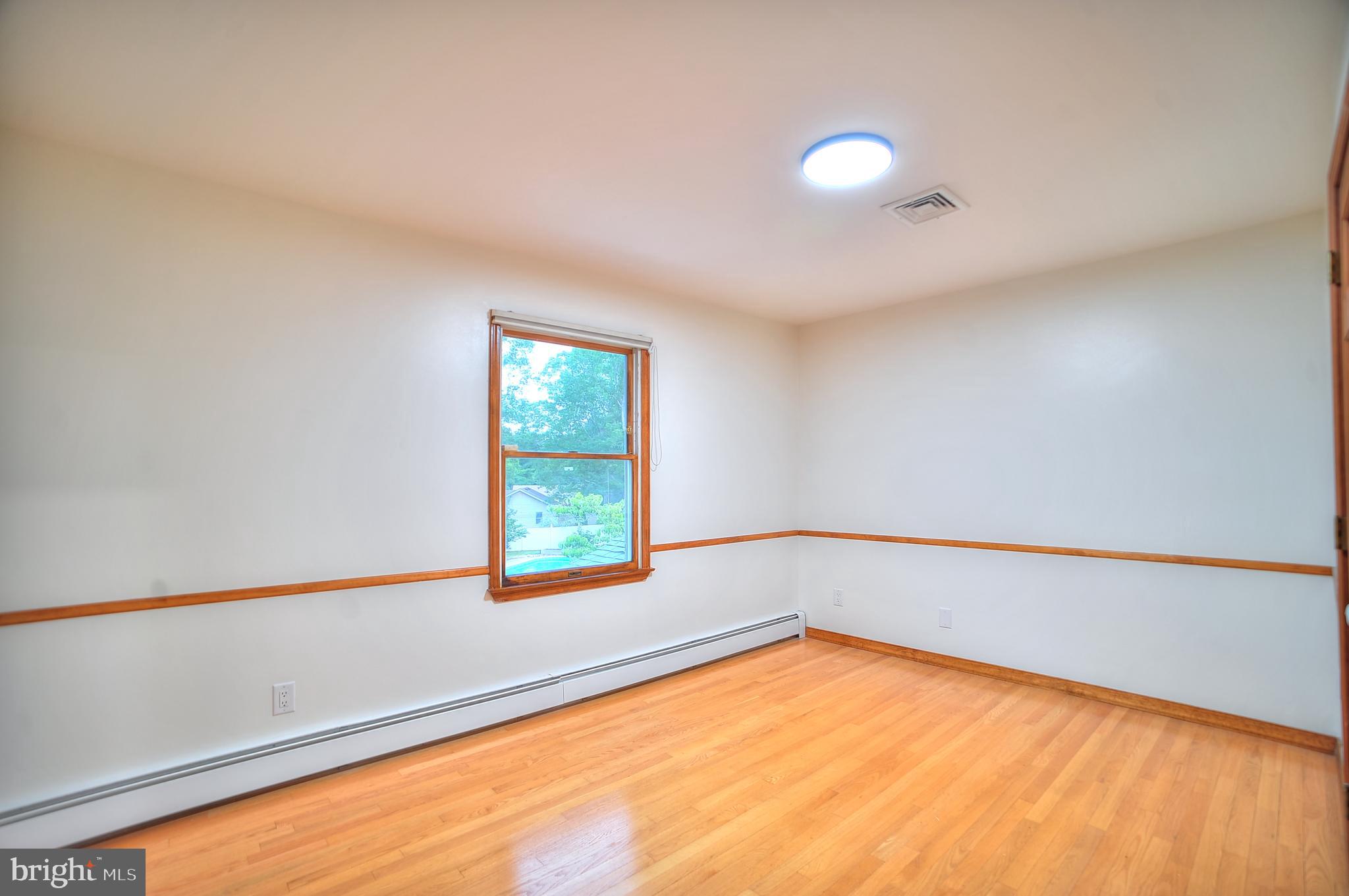 705 Princeton Road Lanoka Harbor, NJ 08734 - Photo 111 of 141 Third bedroom