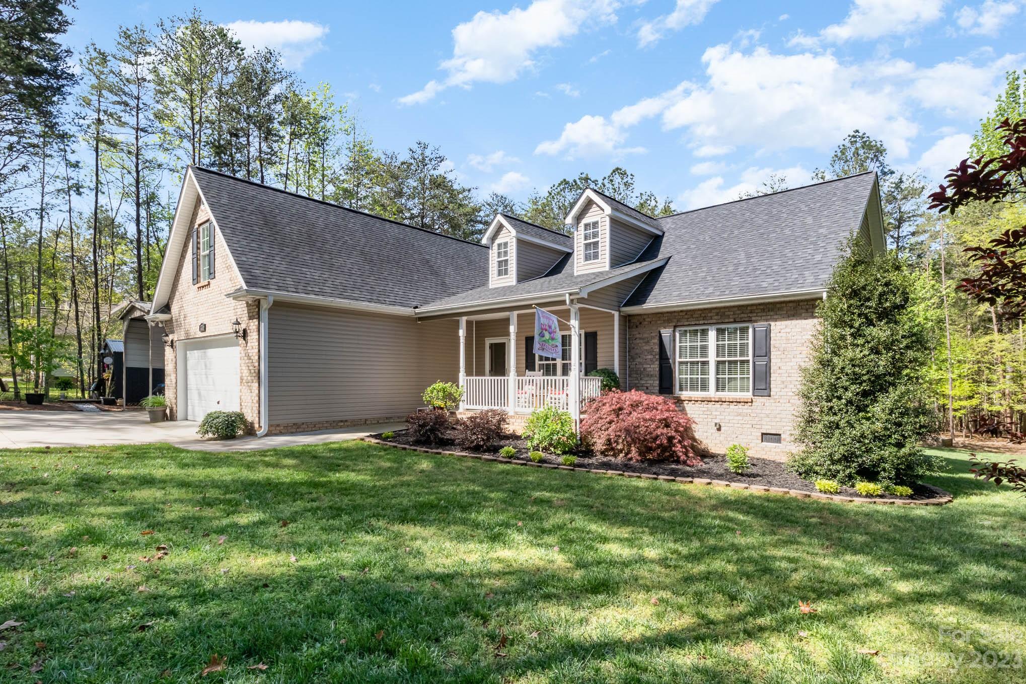 2255 South Paraham Road York, SC 29745 - Photo 2 of 33 a front view of house with yard and green space
