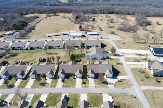 $319,900 | 97 Golf Club Crossover, Crossville, TN 38571